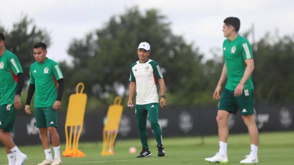 Jimmy Lozano preparó el debut contra Honduras, el DT llegó en reemplazo de Diego Cocca. FOTO: Mauricio Ayala.