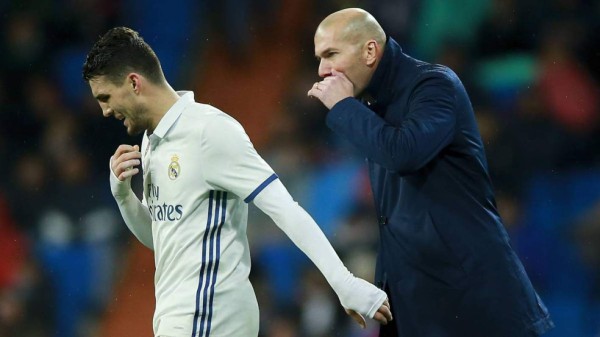 ¡BOMBAZOS! Oferta con morbo para Iniesta y el fichaje sorpresa que ha pedido Zidane