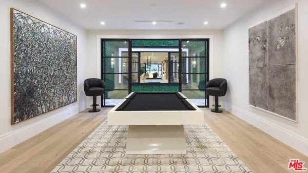 ¡Vive como un rey! La espectacular mansión de 23 millones de dólares de LeBron James