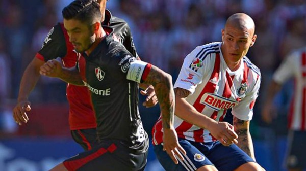 Se cancela el clásico Chivas-Atlas en México por huracán Patricia