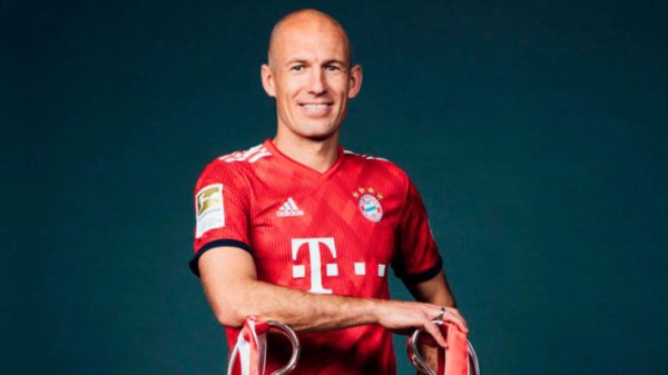 MERCADO: Marcelo con ofertas para dejar el Real Madrid, Barcelona presenta jugador y Neymar es noticia&nbsp;&nbsp;