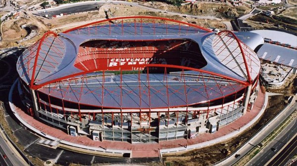 Así son los dos estadios donde se definirá la Champions League en tiempos de coronavirus