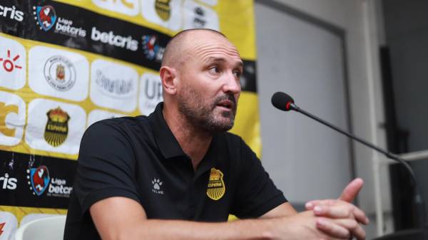 Julio Rodríguez dirigirá su segundo torneo en Real España. FOTO: Mauricio Ayala