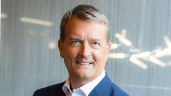 Continúa el caos en el Chelsea: se va el director ejecutivo Chris Jurasek.