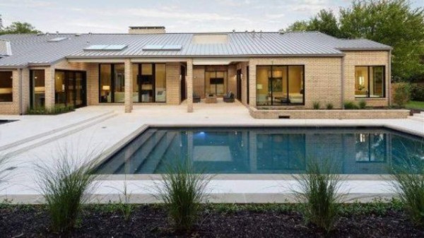 La lujosa mansión de $2.7 millones de Luka Doncic, la nueva estrella de la NBA