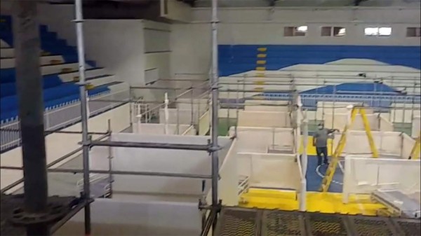 Gimnasio Municipal de San Pedro Sula es equipado para atender pacientes de coronavirus