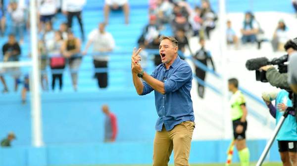 “Tota” Medina se hará cargo de las riendas del Motagua y debutará contra Victoria.