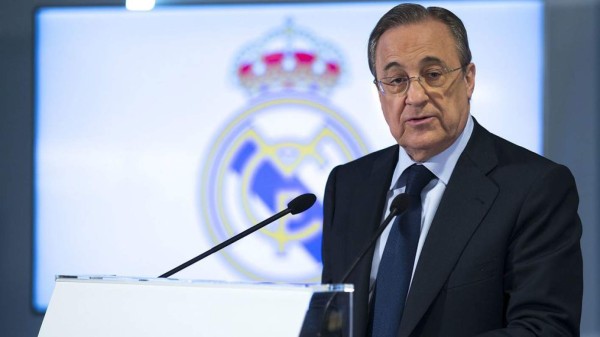 Florentino Pérez dio su apoyo en Valdebebas a Benítez y la plantilla