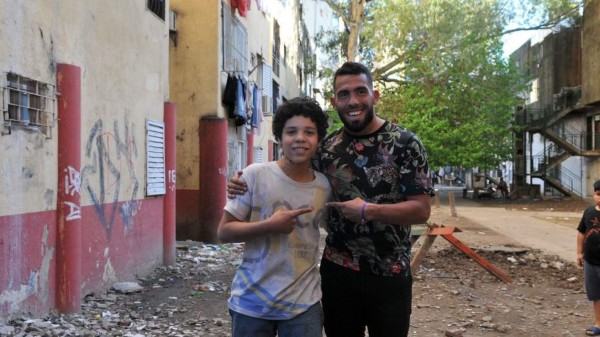 Entre balas y drogas: Así es el 'Fuerte Apache', el aterrador barrio de Carlos Tévez