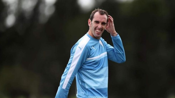 Godín reconoce que hay otros candidatos pero sueña con ser campeón en Rusia