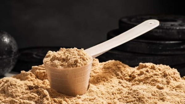 ¿Es saludable tomar proteinas para ir al gimnasio?