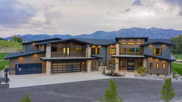 Desata envidias: La mansión de una estrella del Real Madrid Baloncesto que no tiene ningún futbolista