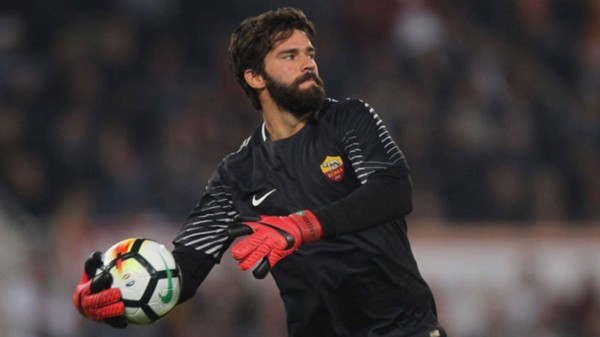 RUMORES/FICHAJES: Exjugador del Madrid coquetea con volver; Barcelona se despide de un crack