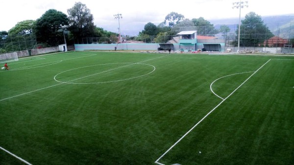 Así es la espectacular cancha sintética que fue inaugurada en Santa Lucía