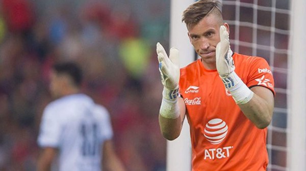 Mercado Liga MX: América oficializa fichajes, bombazo de Miguel Layún y Chivas busca lateral