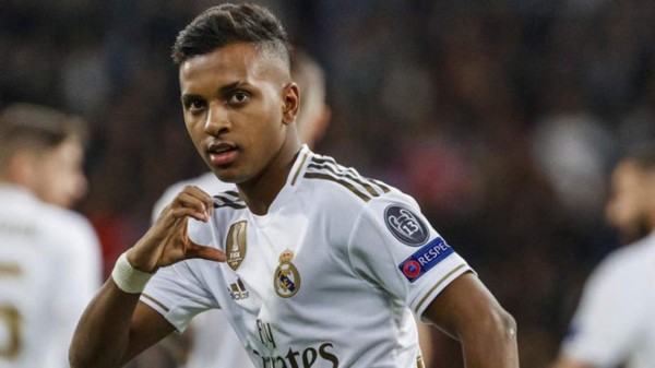 Alineación del Real Madrid para bajarse al Barça y ser líder de la Liga Española