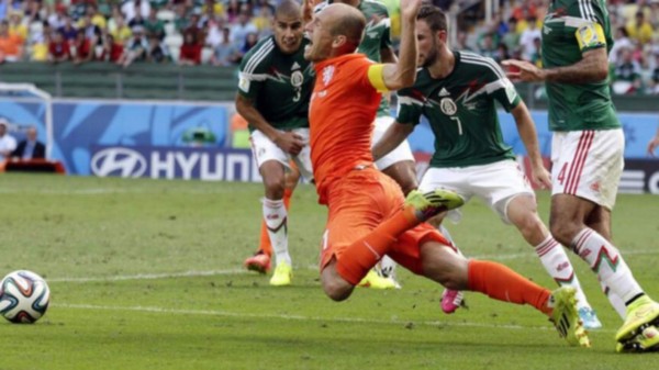 EN IMÁGENES: Los penales más polémicos del fútbol