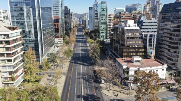 Coronavirus: Fueron sorprendidos con récord de muertos y empezaron a cavar miles de tumbas