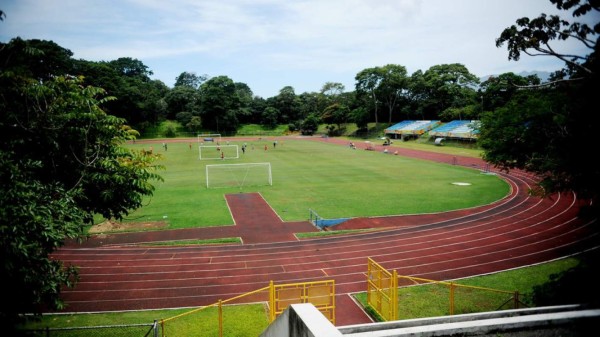 Las grandes diferencias entre los estadios de Honduras y Costa Rica