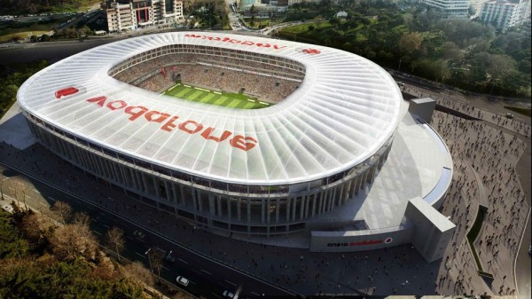 El increíble estadio del Besiktas, posible nueva casa de Andy Najar