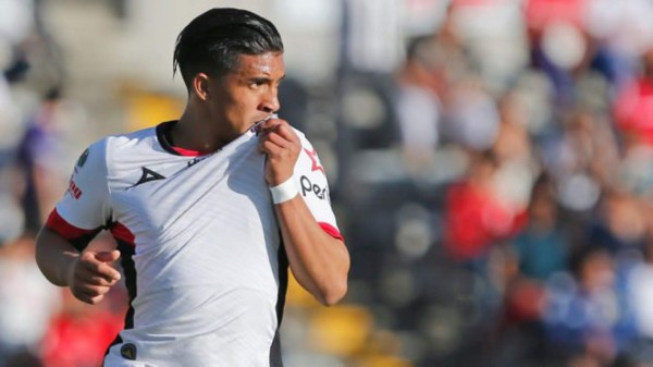 La actualidad de los jugadores que hizo debutar Héctor Vargas en Olimpia