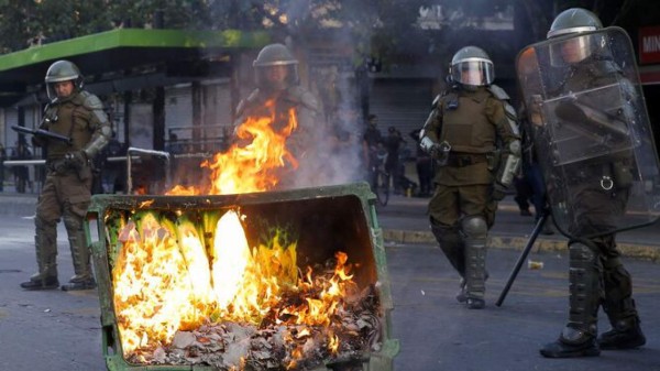 Disturbios, sangre y muertos... ¡Santiago de Chile, sede de la final de Copa Libertadores en crisis social!