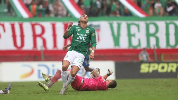 Marathón no encuentra el camino al gol y Victoria los sorprende con la única anotación de Fabricio Silva