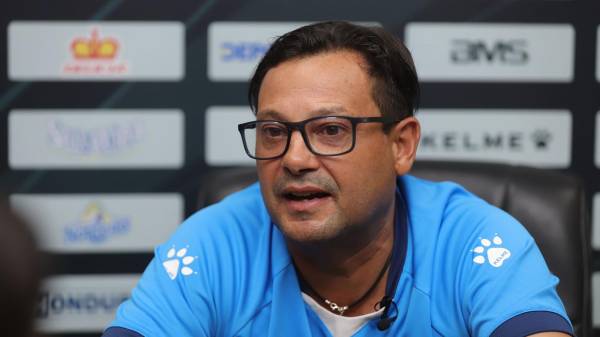 El entrenador espera en diciembre ser campeón. Foto Mauricio Ayala.