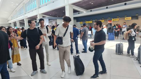 David Ruiz fue aclamado por aficionados en el Aeropuerto de Palmerola.