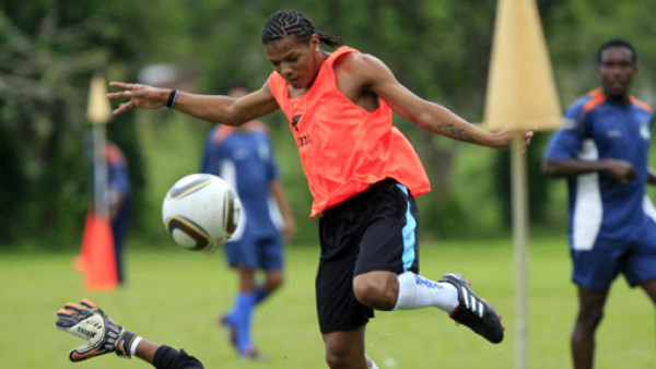 Platense va por el triunfo ante Victoria