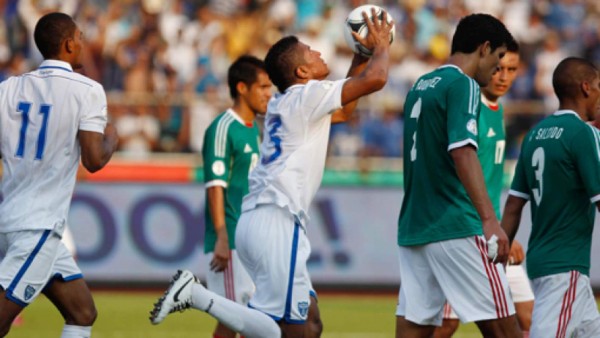 FOTOS: Grandes celebraciones de Honduras ante México en San Pedro Sula