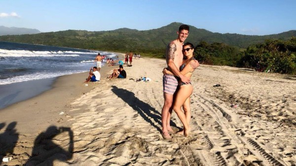 ¡Infartantes! Roci y Ana Emilia, las hermosas parejas de los argentinos del Motagua