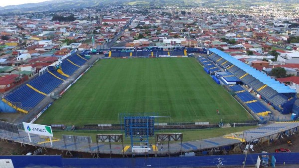 Las grandes diferencias entre los estadios de Honduras y Costa Rica