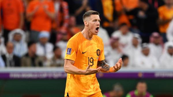 ¿A quién llamó “bobo” en plena entrevista Leo Messi al final del partido entre Países Bajos - Argentina?