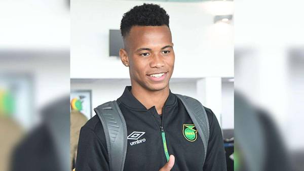 Maliek Howell es el joven defensor jamaiquino al que le negaron una camiseta de Argentina; fue invitado para esta corta gira jamaiquina por EEUU.