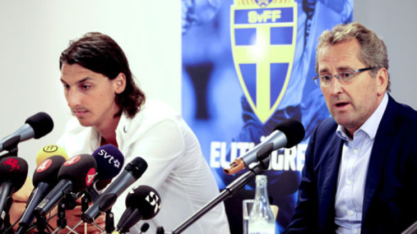 Ibrahimovic regresa a la selección sueca
