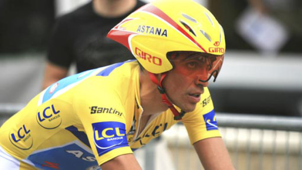 Contador avisa a sus compañeros
