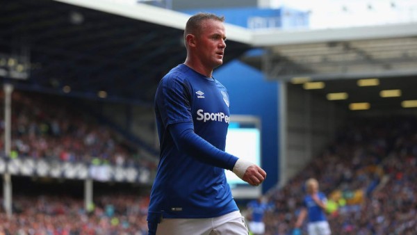 Especial: 15 grandes y conflictivos futbolistas de la historia