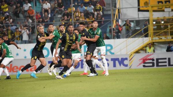 Marathón resucita derribando a un pálido Real España en el derbi sampedrano disputado en el Morazán