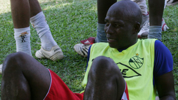 Saúl Martínez jugará con el Victoria