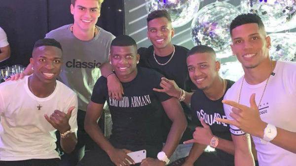 Por perturbar: Vinicius recibe una mala noticia desde Brasil y esta decisión se tomó tras lo que hizo