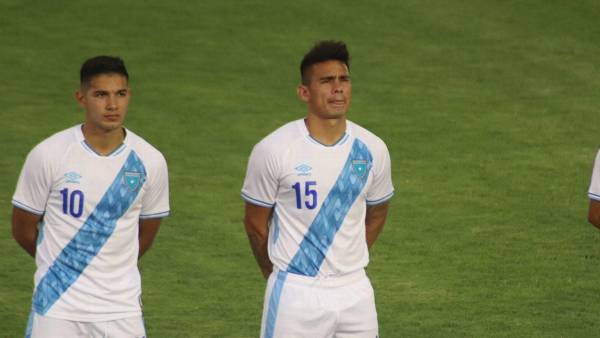 El tico Andrés Lezcano (15) se nacionalizó y es convocado por Guatemala.