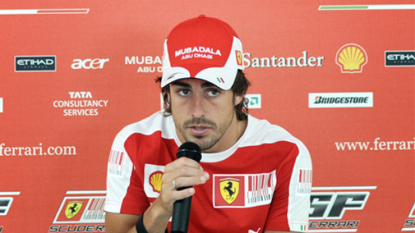 Alonso disparó contra sus técnicos