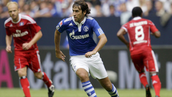 Raúl debutó con triunfo en el Schalke 04