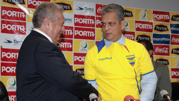 Reinaldo Rueda debutará ante México