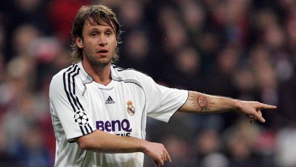 Antonio Cassano ha disparado con todo hacia el Real Madrid de Ancelotti.