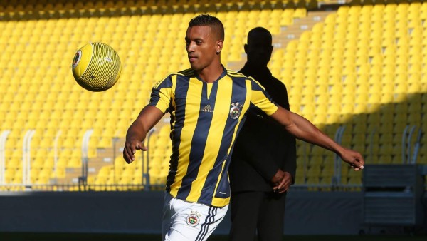 Los grandes fichajes en Europa para la temporada 2015-16