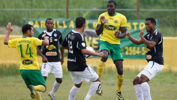 Parrillas One y Victoria no se hicieron nada en Tela