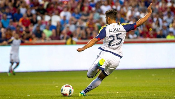 FOTOS: El álbum de la infancia de Danny Acosta en Honduras