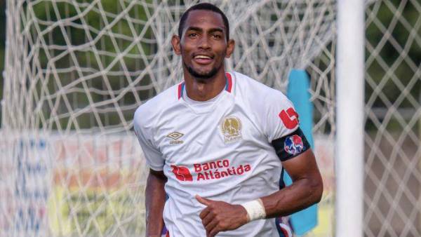 Jerry Bengtson vuelve a la Selección de Honduras y con 36 años de edad.